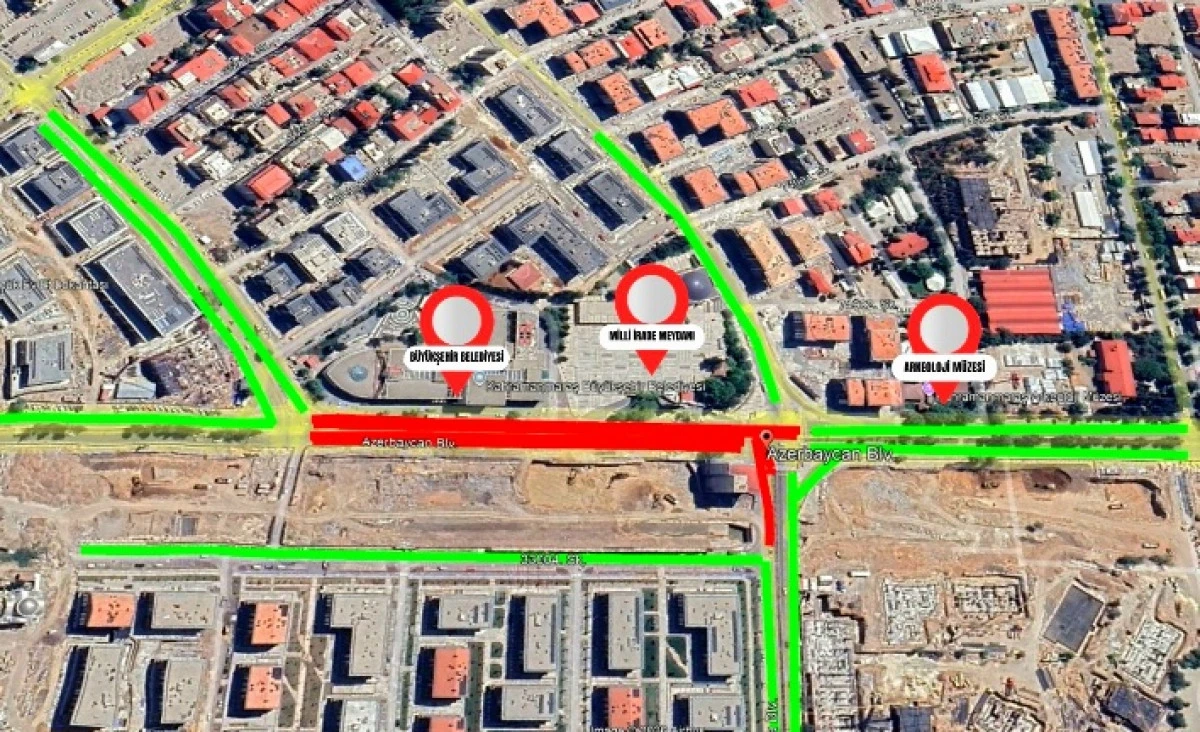 S&uuml;r&uuml;c&uuml;lerin Dikkatine; Azerbaycan Bulvarı&rsquo;nda Ge&ccedil;ici Trafik D&uuml;zenlemesi!