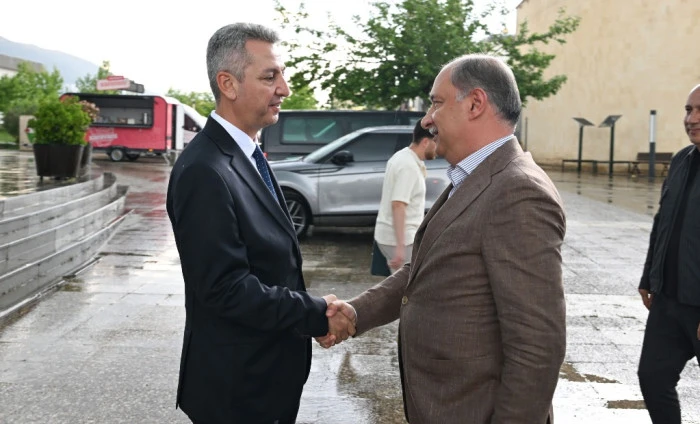 Tarım ve Orman Bakan Yardımcısı Abdulkadir Polat&rsquo;tan Rekt&ouml;r Okumuş&rsquo;a Hayırlı Olsun Ziyareti