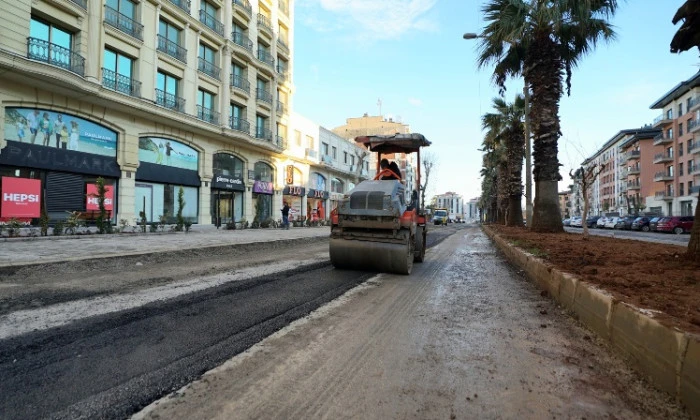 Trabzon Bulvarında Altyapı Tamam, &Uuml;styapı Onarımı Ger&ccedil;ekleştiriliyor 