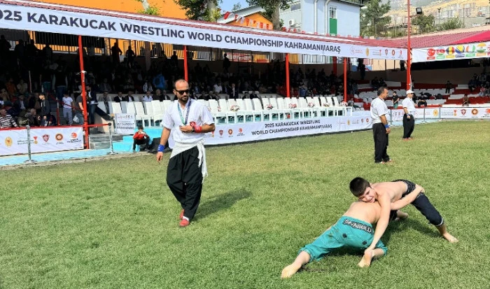 Türkiye Kısa Şalvar Güreş Şampiyonası Batıpark’ta Başladı