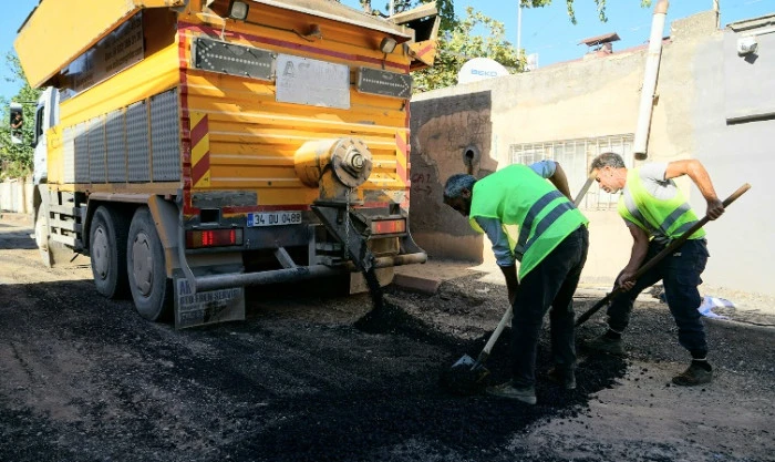 Yol Konforu İçin Asfalt Mesaisi Etap Etap Sürüyor